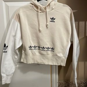 Cropped Hoodie